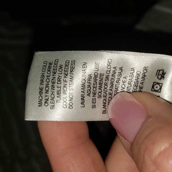 BCBG long Sleeve Gray and White Striped Top. Size Small. - Picture 5 of 6